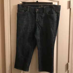 🌞3/$25 NY&C platinum capris